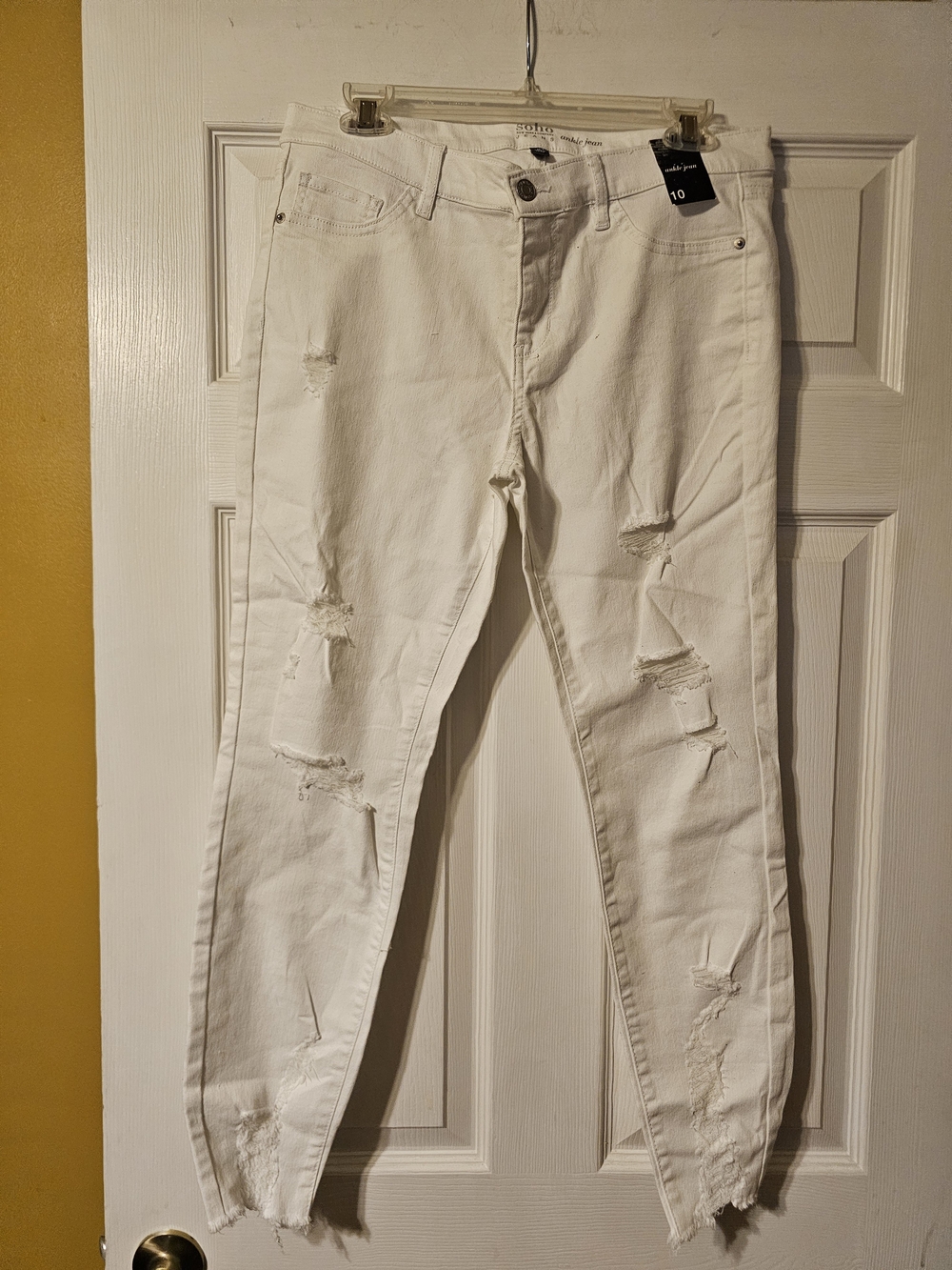 New York & Company White Distressed Boyfriend Jeans